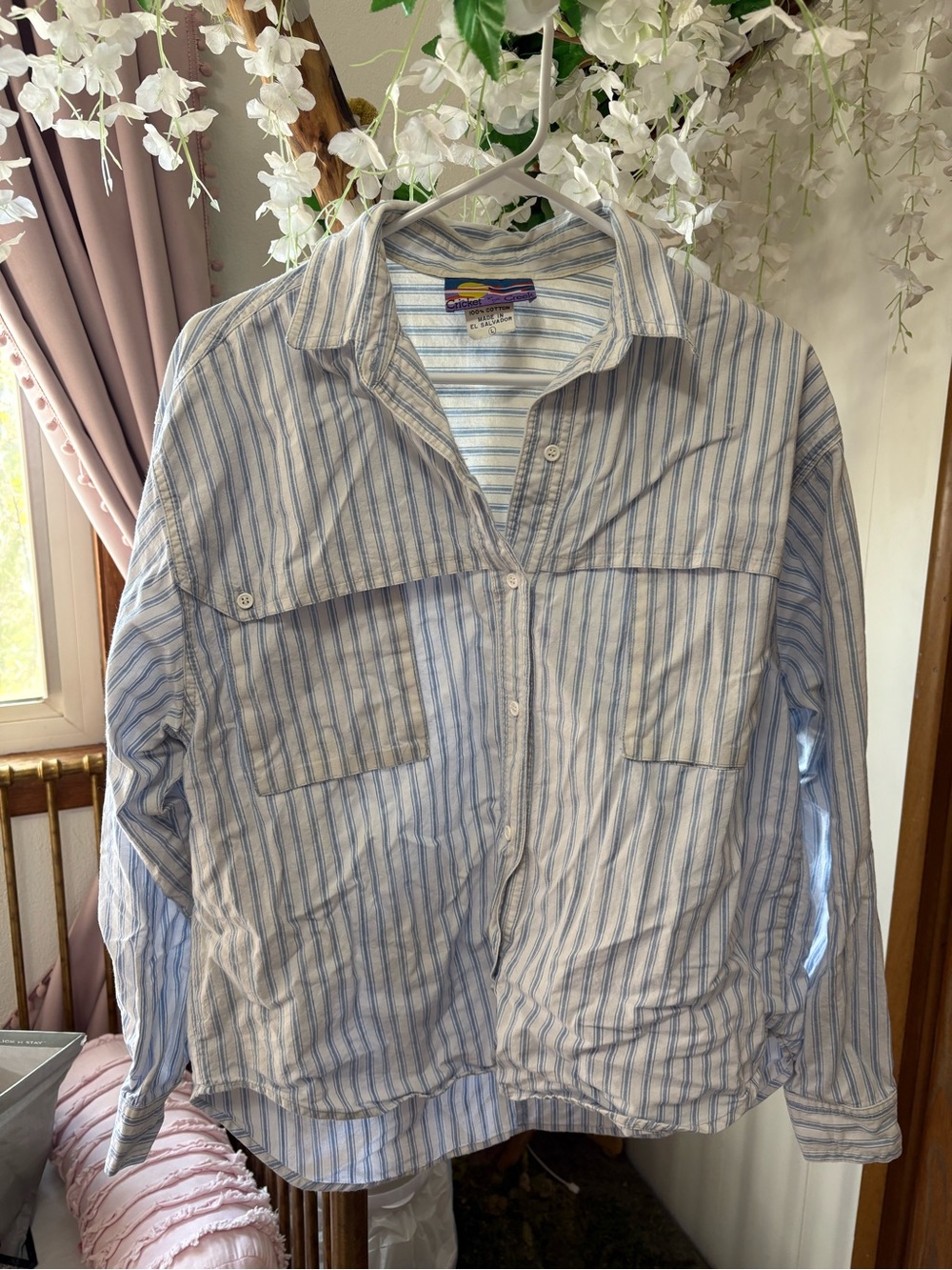 Vintage Light Blue and White Striped Men’s Casual Button-Down Shirt